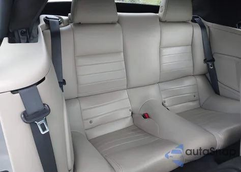 2011 Ford Mustang V6 Premium из США, поврежденный, VIN 1ZVBP8EM7B5120539